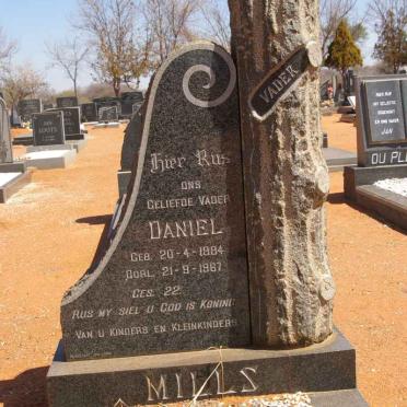 MILLS Daniel 1884-1967