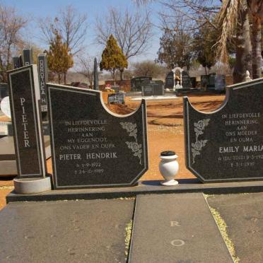 RO? Pieter 1924-1989 &amp; Emily Maria DU TOIT 1926-1991