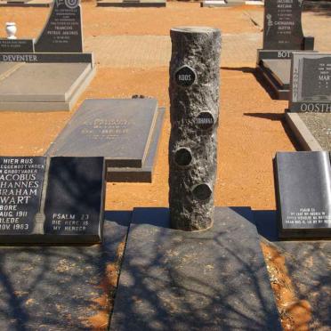 SWART Jacobus Johannes Abraham 1911-1983 &amp; Johanna Marthina Jacoba 1925-19??