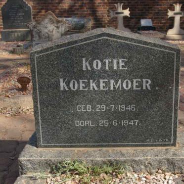 KOEKEMOER Elizabeth 1946-1947