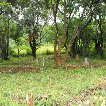 Limpopo, LETABA 1 district, Modjadjiskloof, Duivelskloof 436 LT, farm cemetery _1