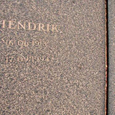 CROUSE Hendrik 1913-1994 &amp; Cora 1928-1986