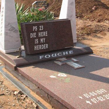 FOUCHE Annetjie 1949-2006
