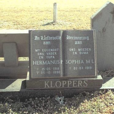 KLOPPERS Hermanus P. 1918-1990 &amp; Sophia M.L. 1919-