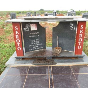 S - Surnames :: Vanne - S