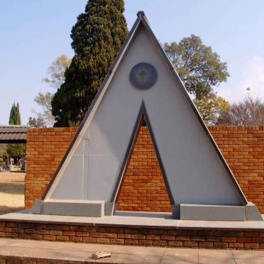 03. Oorsig / Overview