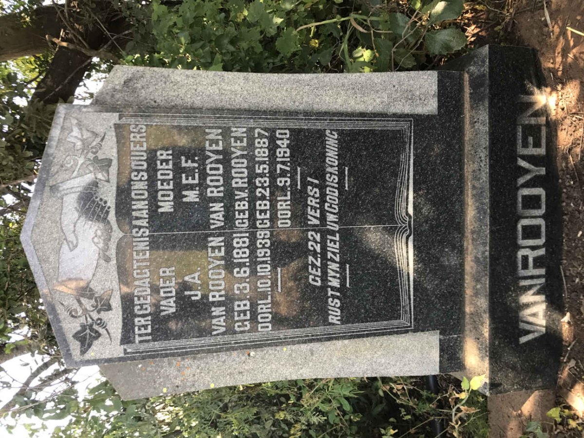 ROOYEN J.A., van 1881-1939 &amp; M.E.F. VAN ROOYEN 1887-1940