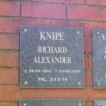 KNIPE Richard Alexander 1902-2004