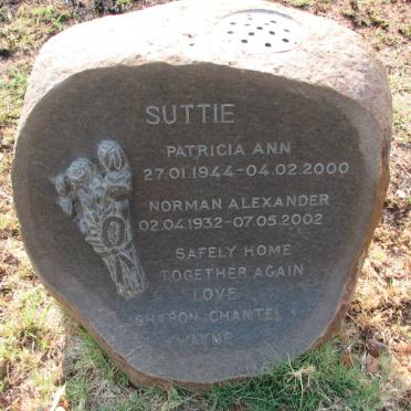 SUTTIE Norman Alexander 1932-2002 &amp; Patricia Ann 1944-2000