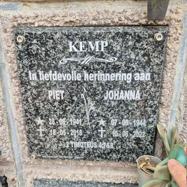 KEMP Piet 1941-2018 & Johanna 1944-2022
