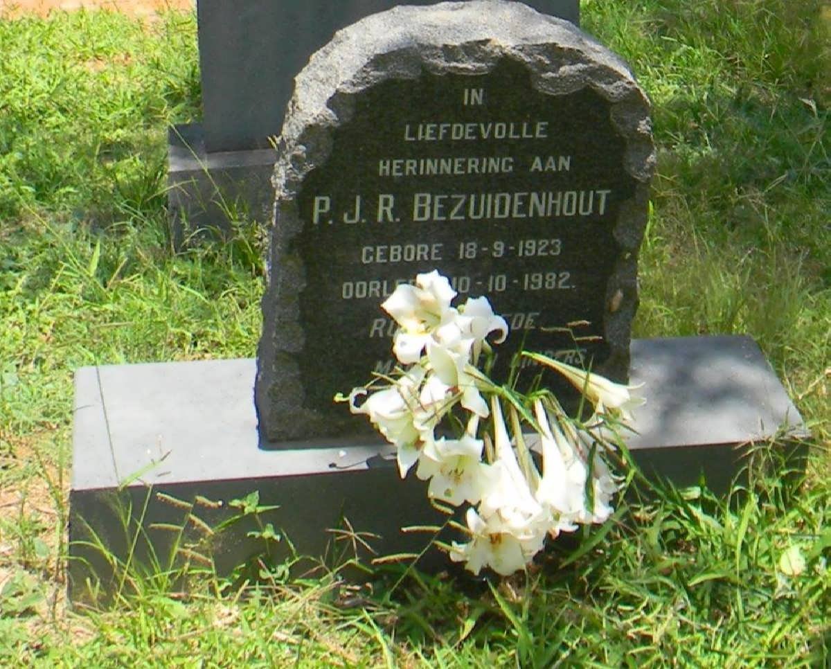 BEZUIDENHOUT P.J.R. 1923-1982