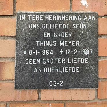 MEYER Thinus 1964-1997