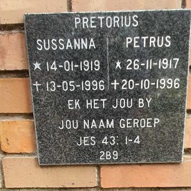 PRETORIUS Petrus 1917-1996 & Sussanna 1919-1996