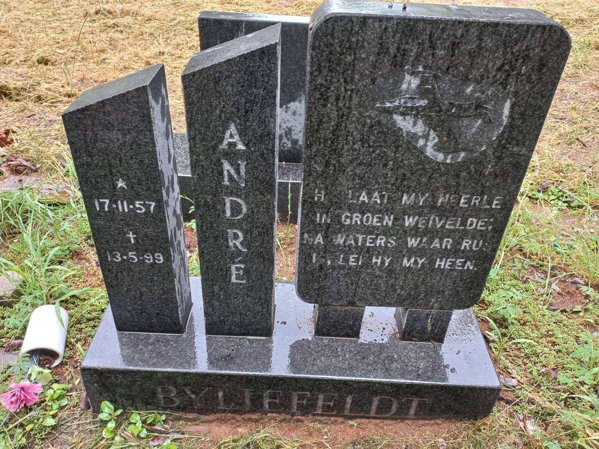 BYLIEFELDT Andre 1957-1999