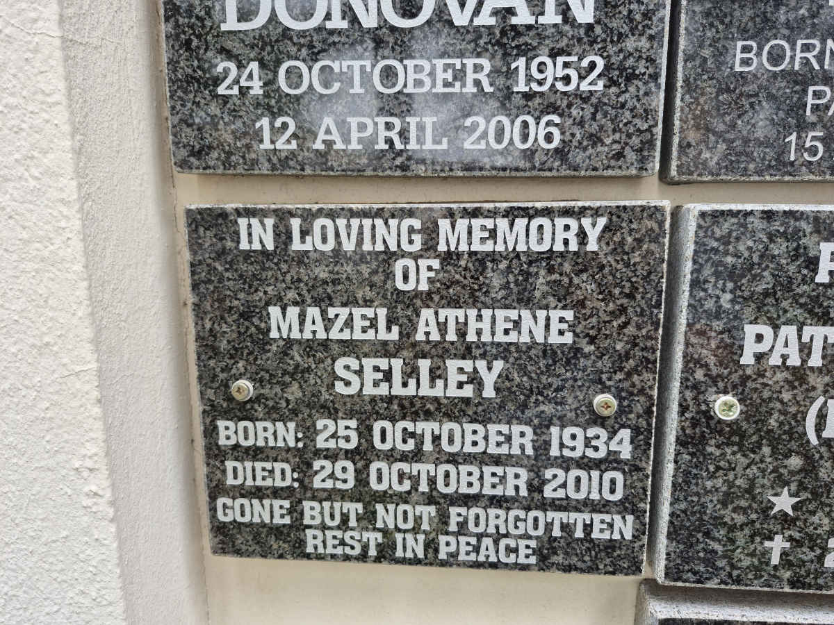 SELLEY Mazel Athene 1934-2010