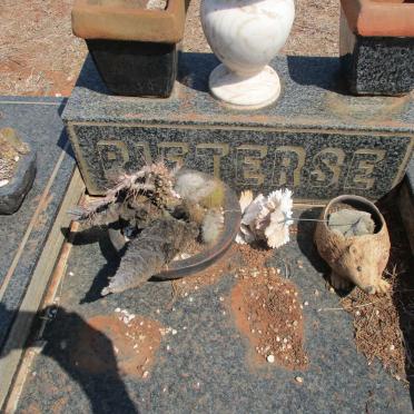 PIETERSE David Schalk 1932-2001 &amp; Elizabeth Gertruida 1936-2017