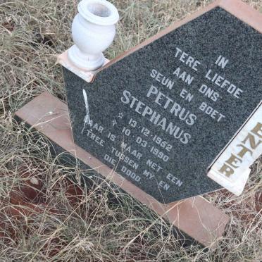 DEVENTER Petrus Stephanus, van 1952-1990