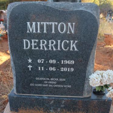 MITTON Derrick 1969-2019