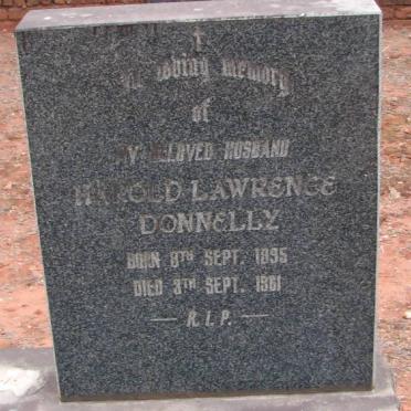 D - Vanne :: Surnames - D