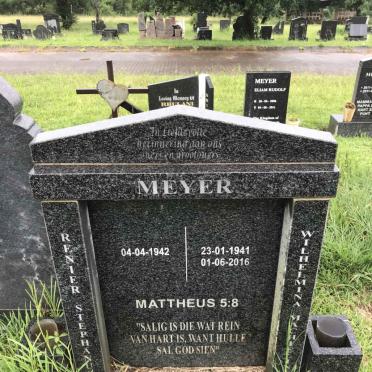 MEYER Renier Stephanus 1942- &amp; Wilhelmina Mach? 1941-2016