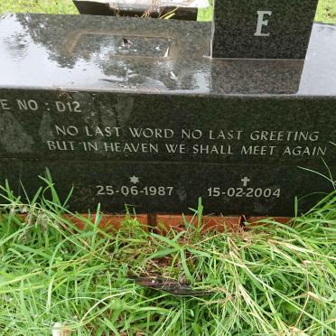 ROBBERTSE Zaine 1987-2004