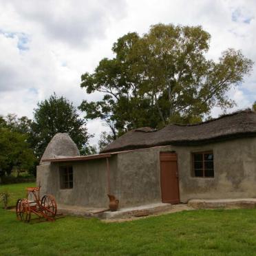 2. Overview / Oorsig