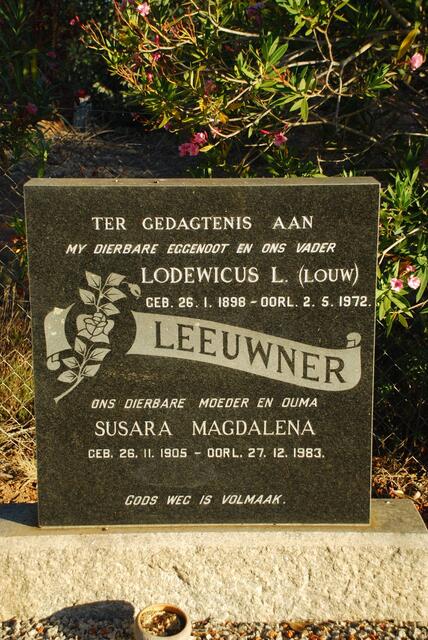 LEEUWNER Lodewicus L. 1898-1972 & Susara Magdalena 1905-1983