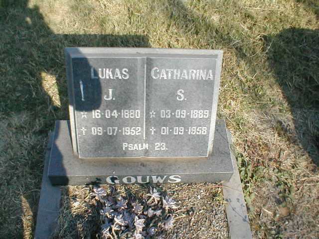 GOUWS Lukas J. 1880-1952 & Catharina 1889-1958