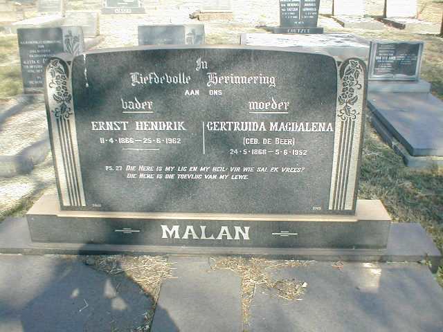 MALAN Ernst Hendrik 1866-1962 & Gertruida Magdalena DE BEER 1968-1952