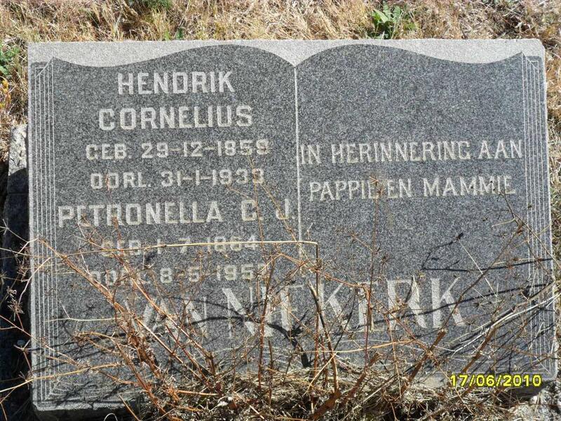 NIEKERK Hendrik Cornelius, van 1859-1933 & Petronella C.J. 1864-1952