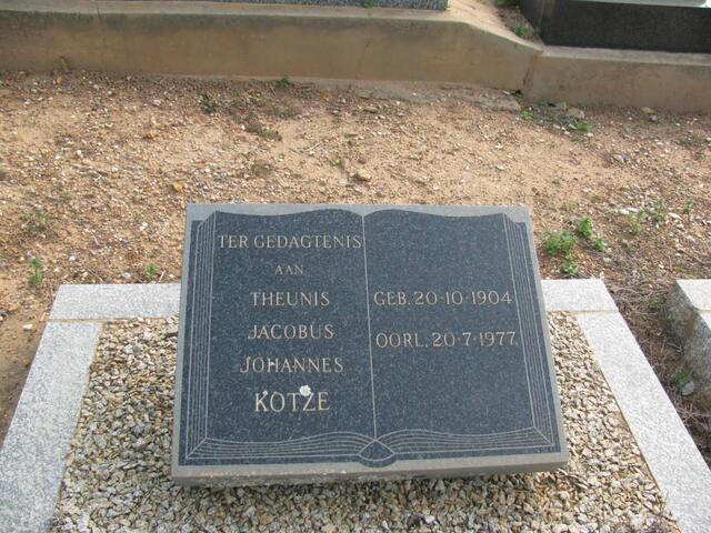 KOTZE Theunis Jacobus Johannes 1904-1977