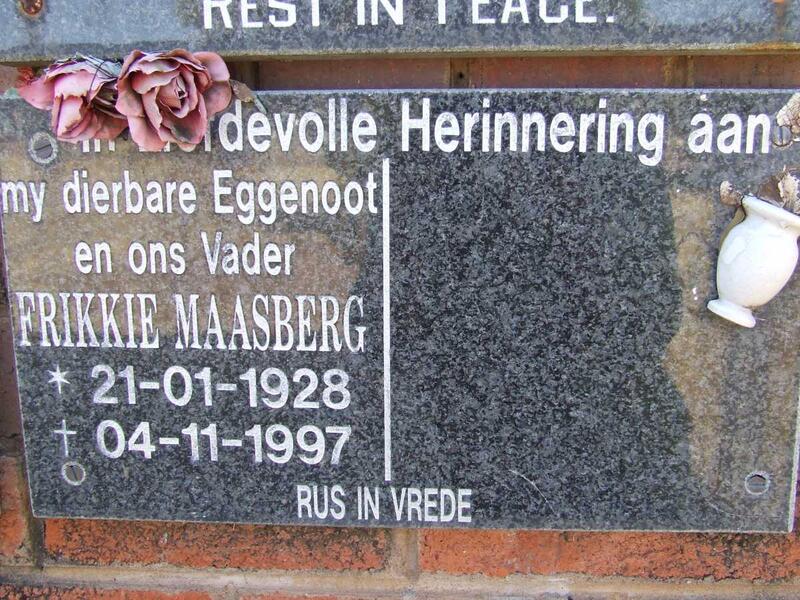MAASBERG Frikkie 1928-1997