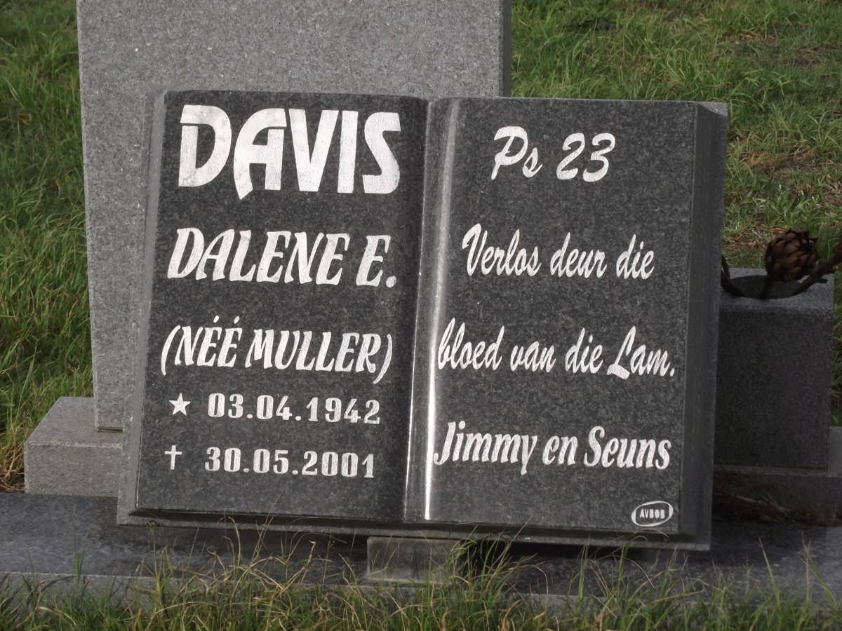 DAVIS Dalene E. nee MULLER 1942-2001