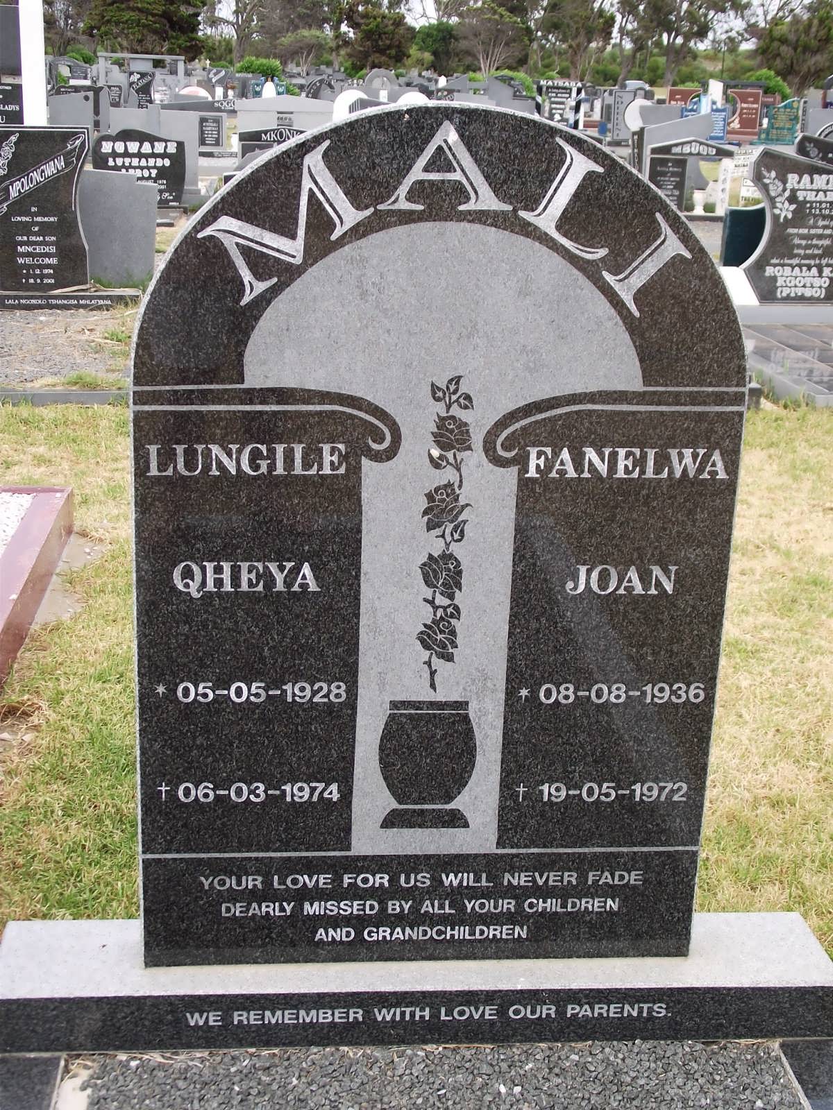 MALI Lungile Qheya 1928-1974 & Fanelwa Joan 1936-1972