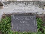 CLAASEN Anna G.W. nee GOOSEN 1912-1944 :: CLAASEN Baby -1944 :: GOOSEN Sarie 1922-