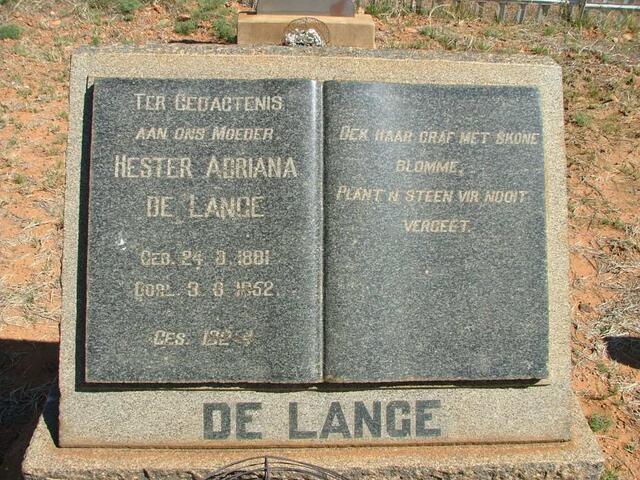 LANGE Hester Adriana, de 1881-1952