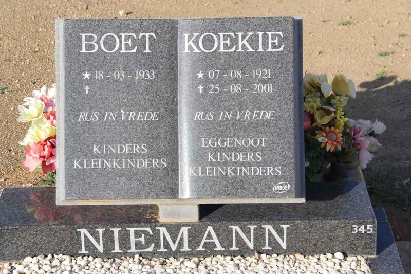 NIEMANN Boet 1933- & Koekie 1921-2001