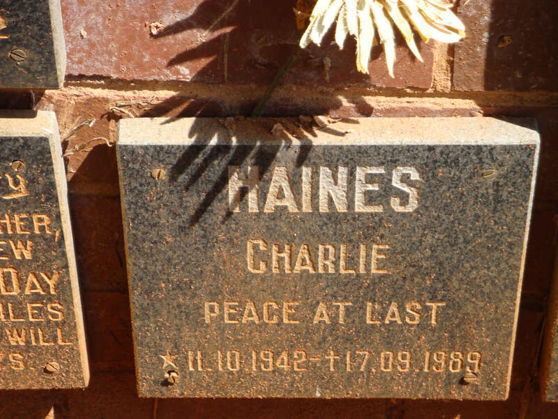 HAINES Charlie 1942-1989