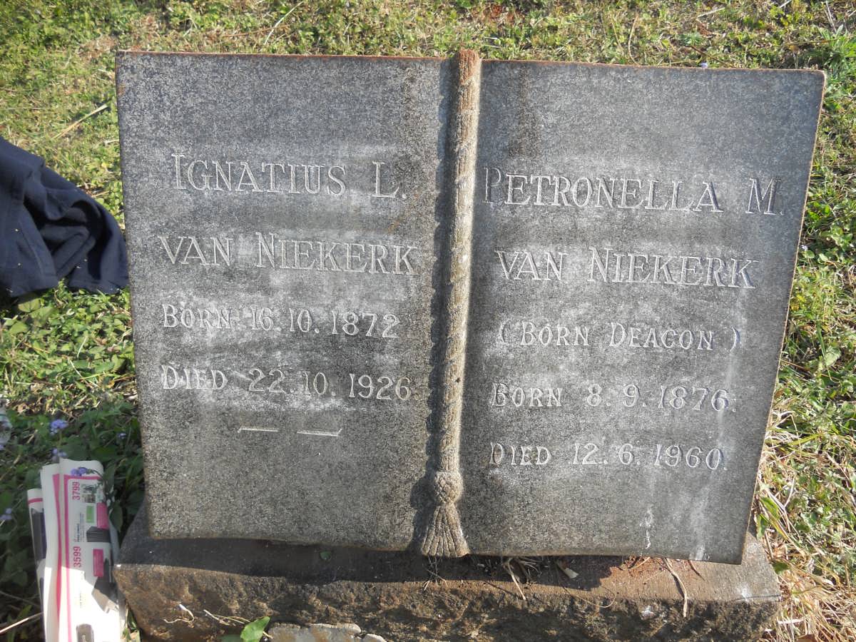 NIEKERK Ignatius L., van 1872-1926 & Petronella M. DEACON 1876-1960