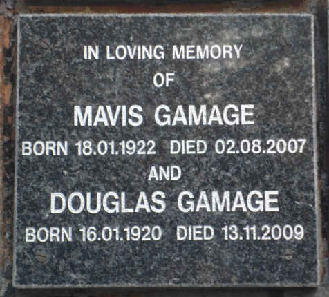 GAMAGE Douglas 1920-2009 & Mavis 1922-2007