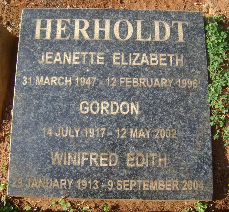 HERHOLDT Winifred Edith 1913-2004 :: HERHOLDT Gordon 1917-2002 :: HERHOLDT Jeanette Elizabeth 1947-1996
