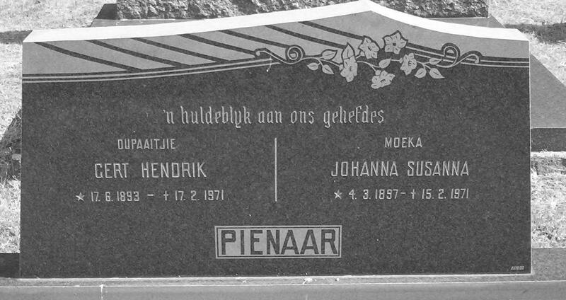 PIENAAR Gert Hendrik 1893-1971 & Johanna Susanna 1897-1971