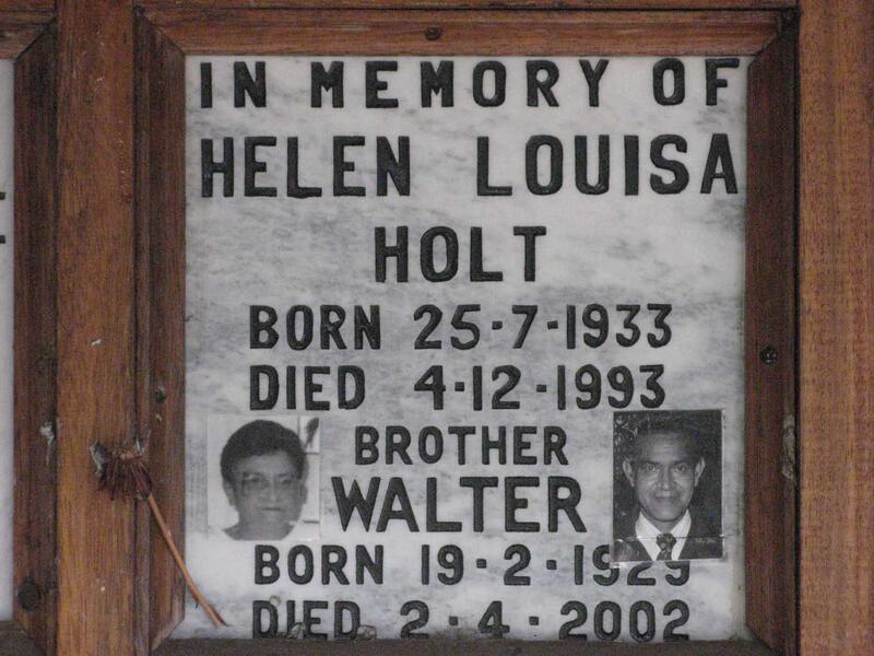 HOLT Walter HOLT 1929-2002 :: HOLT Helen Louisa 1933-1993