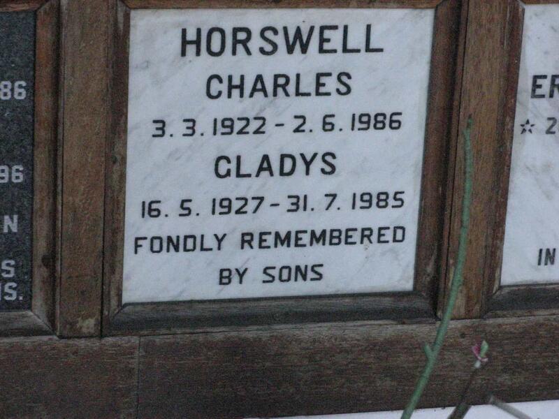 HORSWELL Charles 1922-1986 & Gladys 1927-1985