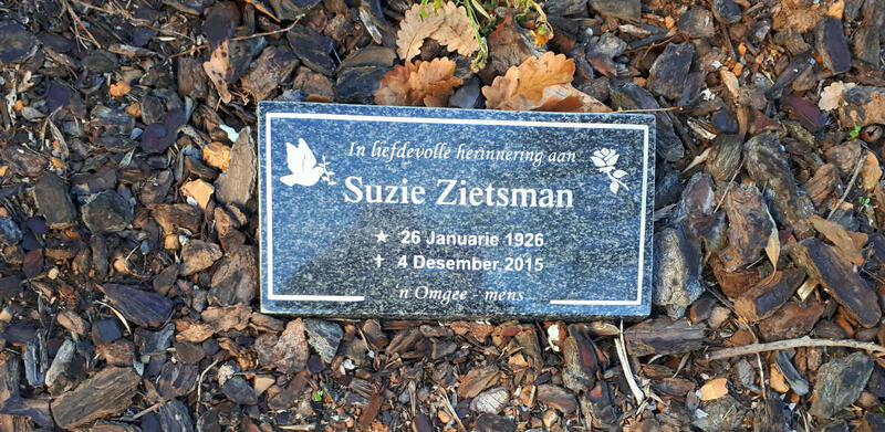 ZIETSMAN Suzie 1926-2015