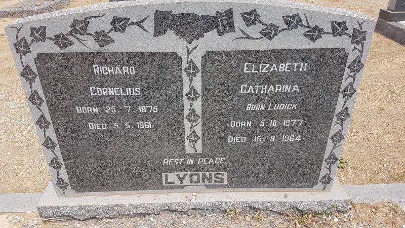 LYONS Richard Cornelius 1875-1961 & Elizabeth Catharina LUDICK 1877-1964