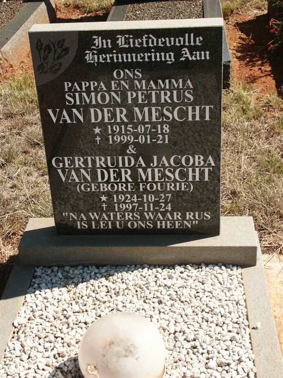 MESCHT Simon Petrus, van der 1915-1999 & Gertruida Jacoba FOURIE 1924-1997