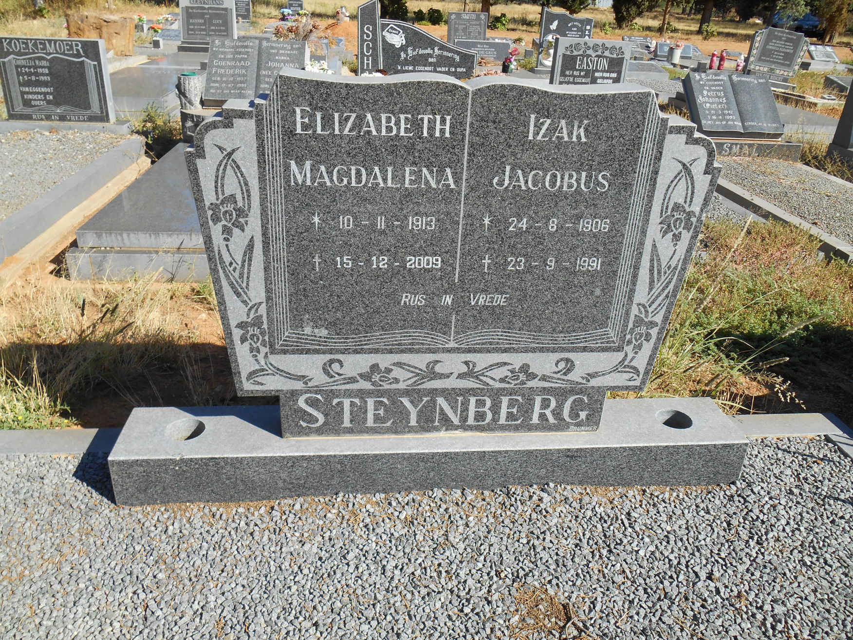 STEYNBERG Izak Jacobus 1906-1991 & Elizabeth Magdalena 1913-2009