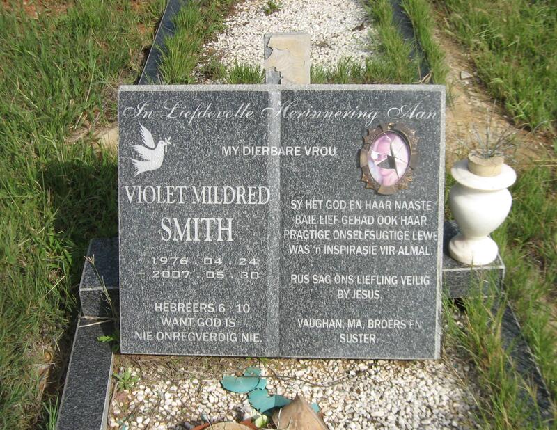 SMITH Violet Mildred 1976-2007