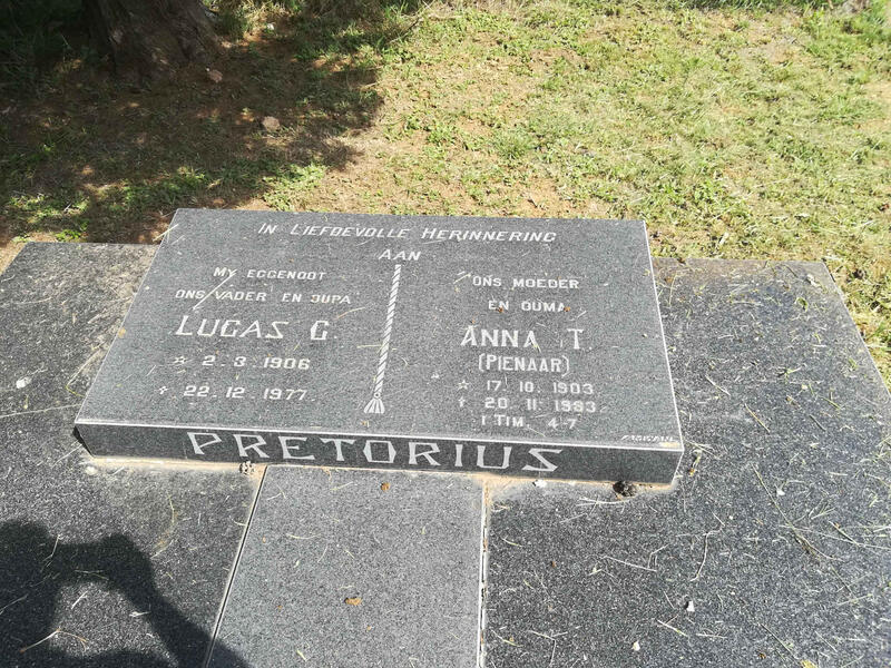 PRETORIUS Lucas G. 1906-1977 & Anna T. PIENAAR 1903-1983